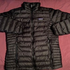 Patagonia jacket, black. Women’s medium.